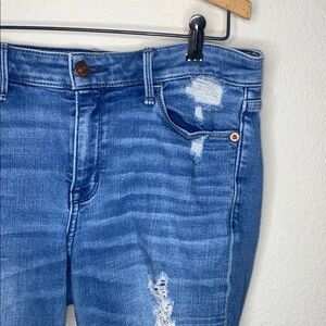🎱Abercrombie and Fitch Harper Super Skinny Jeans!